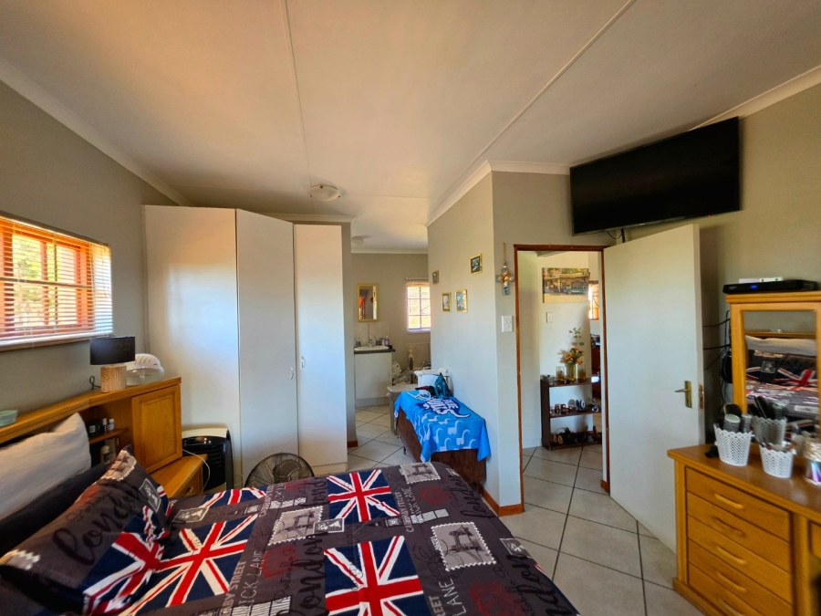 2 Bedroom Property for Sale in Upington Rural Northern Cape